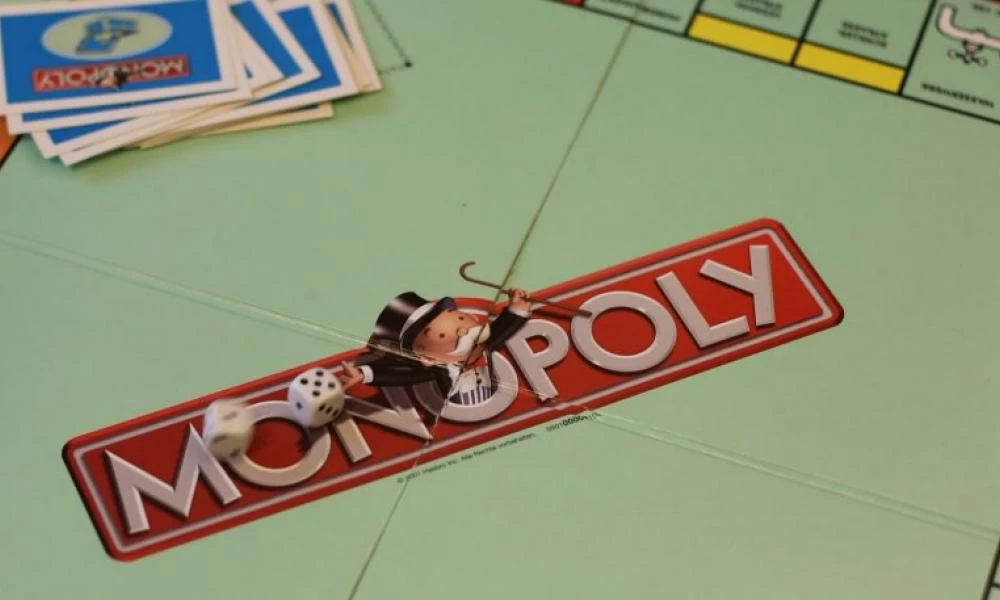 Ο άγνωστος κανόνας στην Monopoly που κανείς δεν ήξερε και αλλάζει τελείως το παιχνίδι